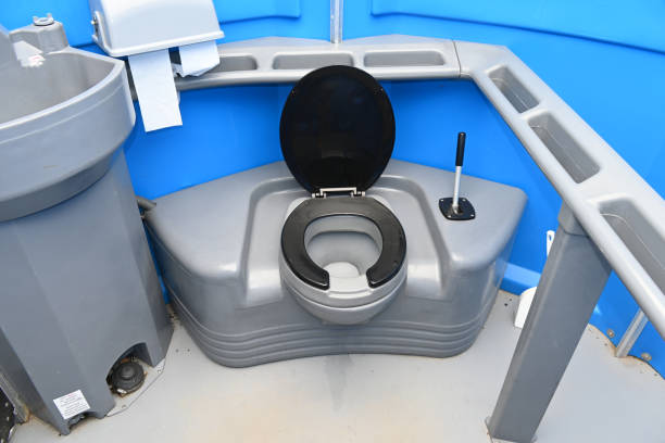 Portable Toilet Options We Offer in Middlesex, NJ